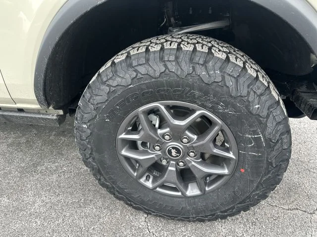 New 2025 Desert Sand Ford Badlands® image 20