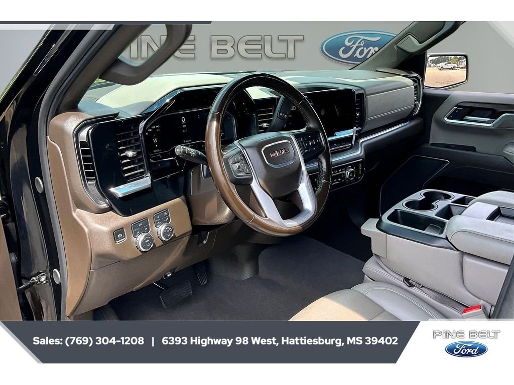 Used 2025 Onyx Black GMC SLT image 13