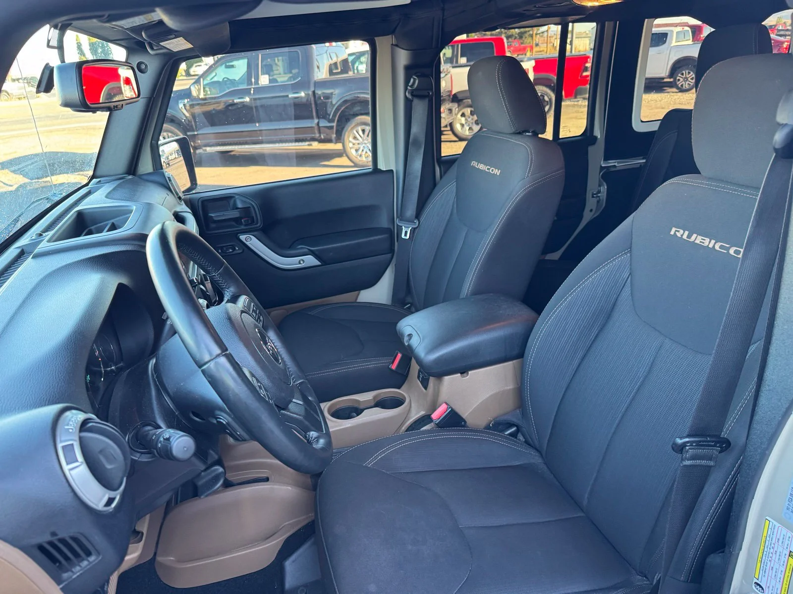 Used 2017 Beige Jeep Unlimited Rubicon image 7