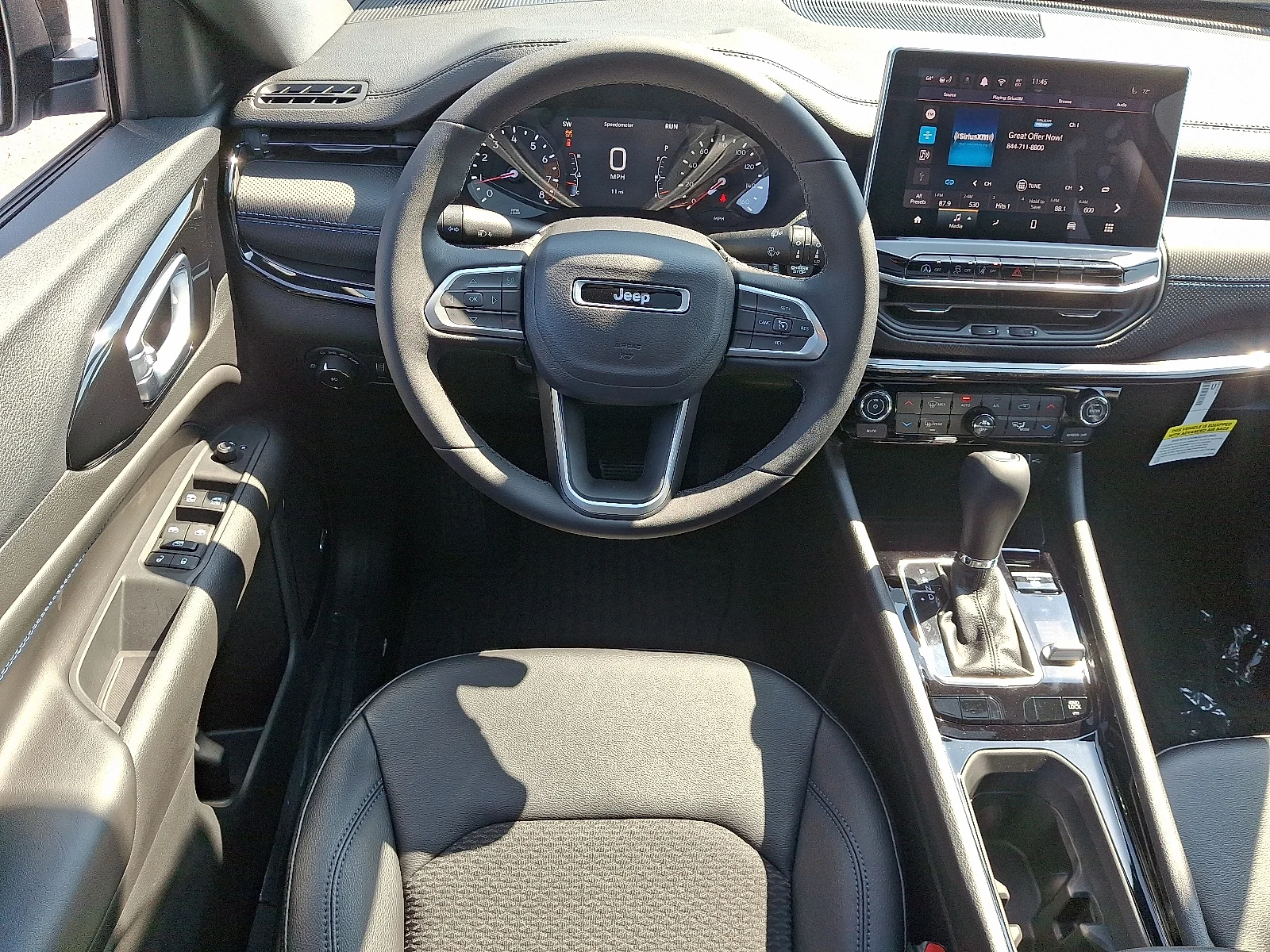 2025 Jeep Compass Latitude - Photo 12