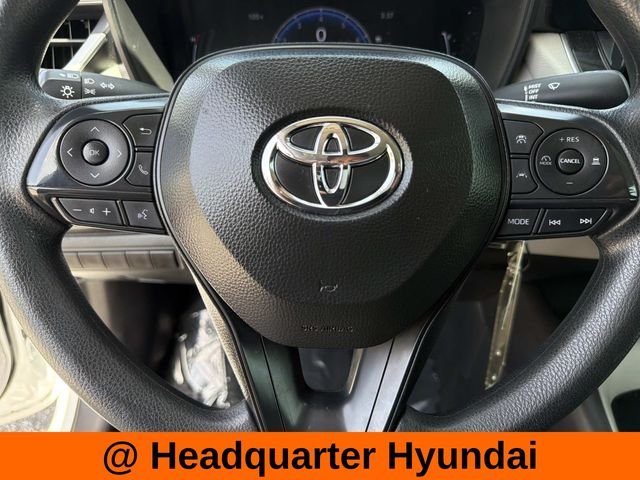 Used 2026 White Toyota LE image 21