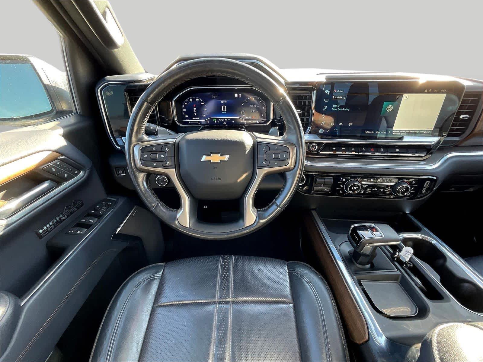 2022 Chevrolet Silverado 1500 High Country - Photo 11