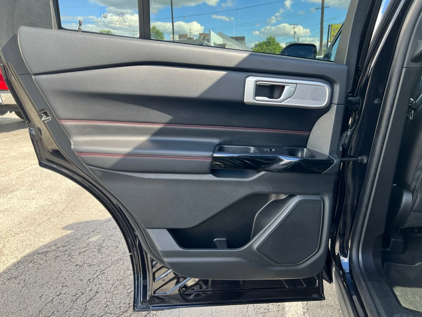 Certified Used 2023 Agate Black Metallic Ford ST-Line image 40