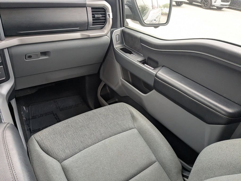 2024 Ford F-150 XLT - Photo 17
