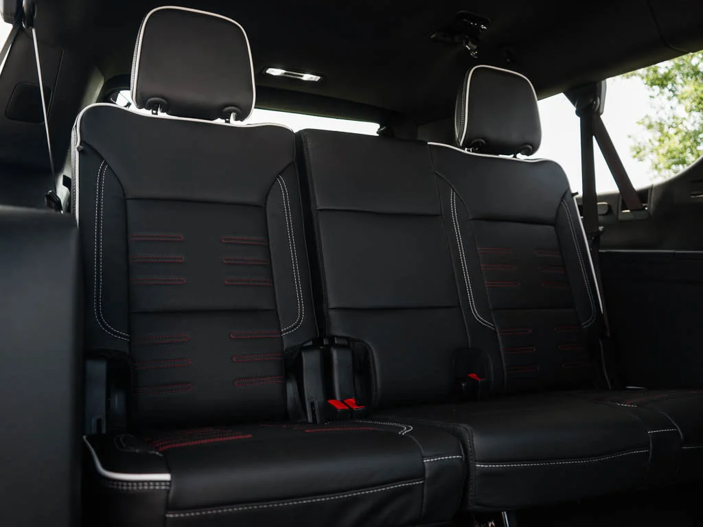 2026 GMC Yukon XL AT4 Ultimate - Photo 13