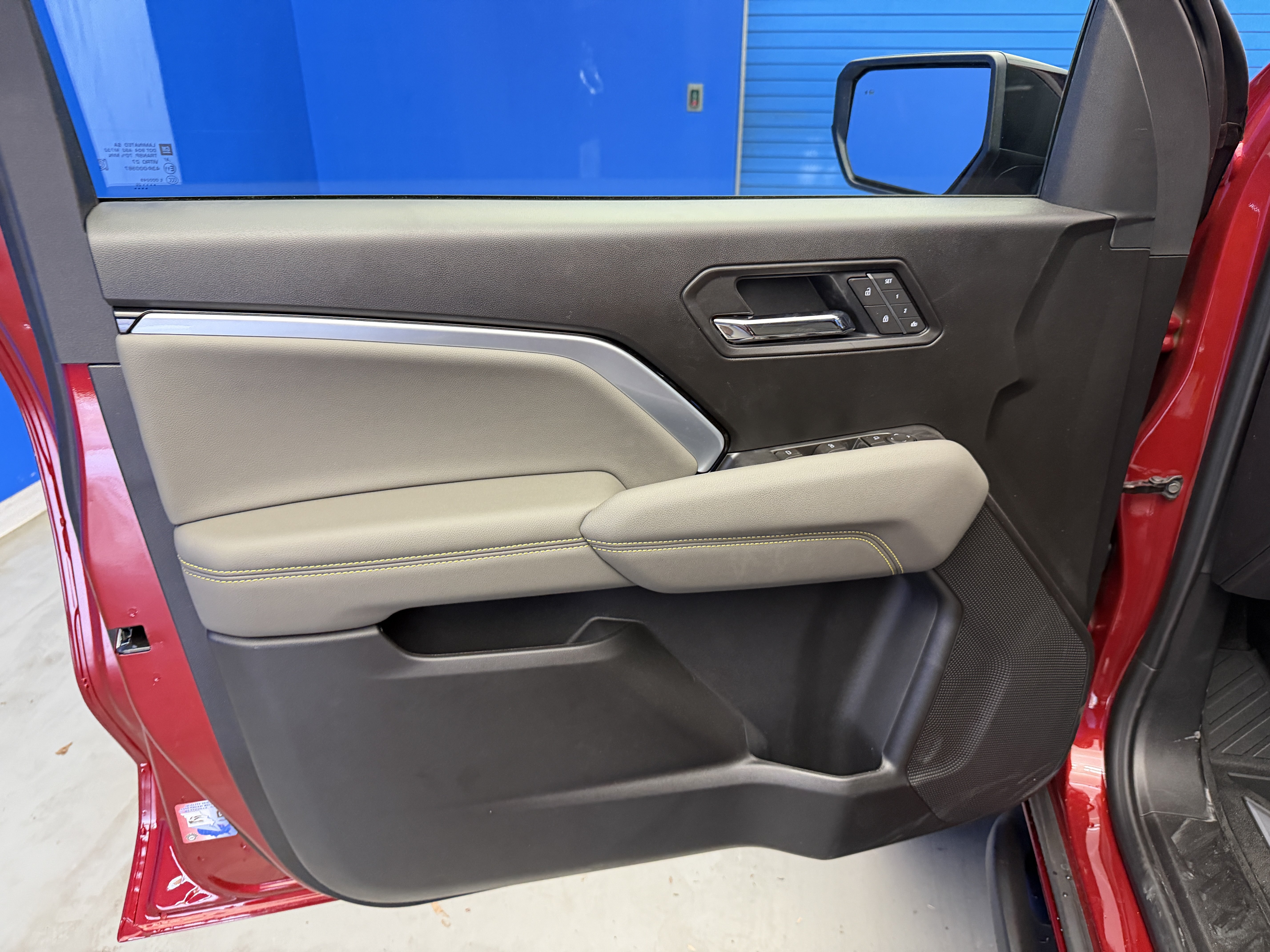 2026 Chevrolet Colorado ZR2 - Photo 9