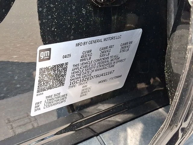 2025 Chevrolet Silverado EV LT - Photo 18