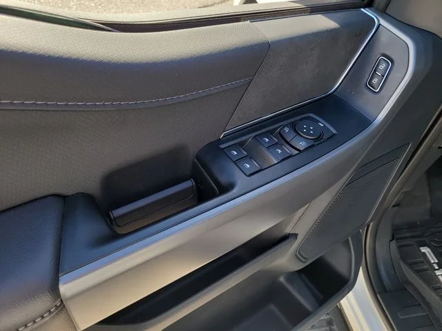 New 2026 Oxford White Ford XLT image 17