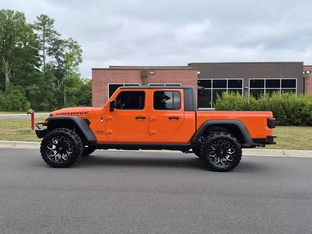Used 2025 Orange Jeep Mojave image 10