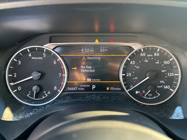 Used 2024 Silver Nissan S image 27