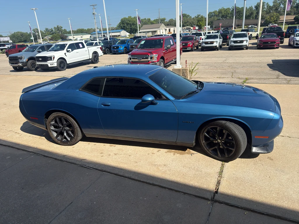 Used 2022 Frostbite Dodge R/T image 6