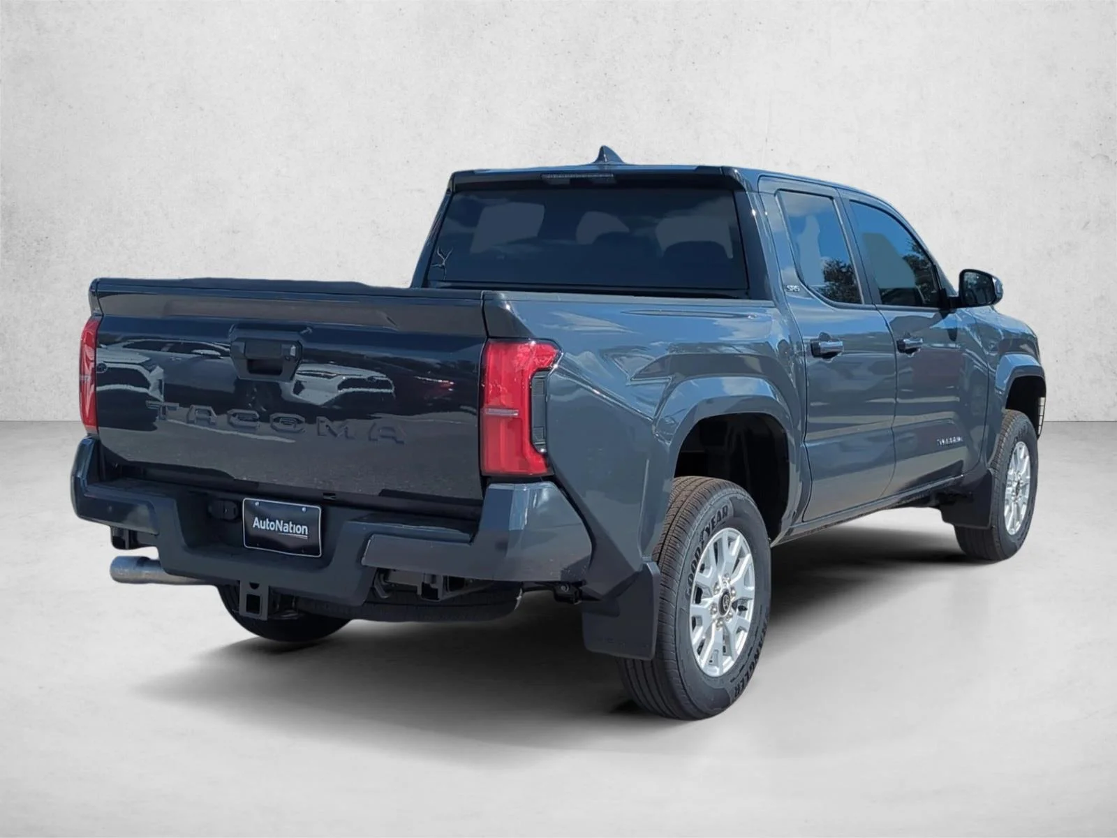 Used 2025 Underground Toyota SR5 image 5