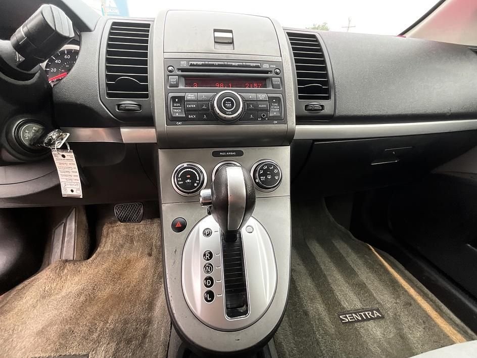 Used 2012 Silver Nissan 2.0 S image 18