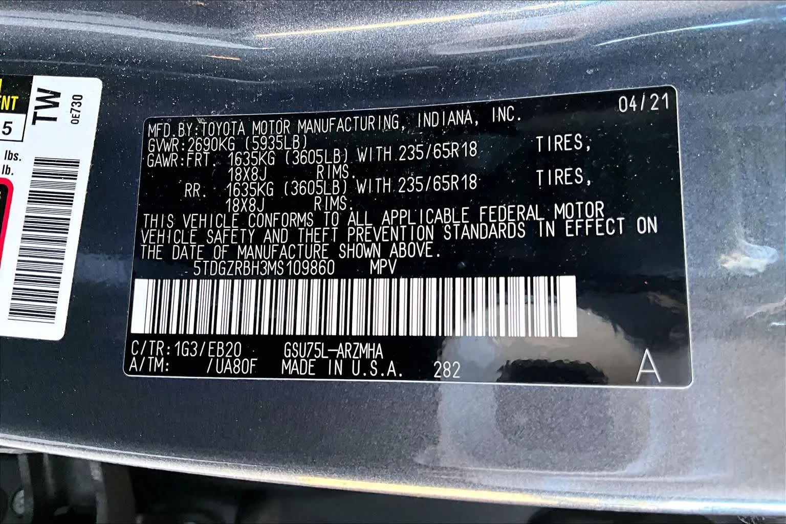 Used 2021 Magnetic Gray Metallic Toyota XLE image 35