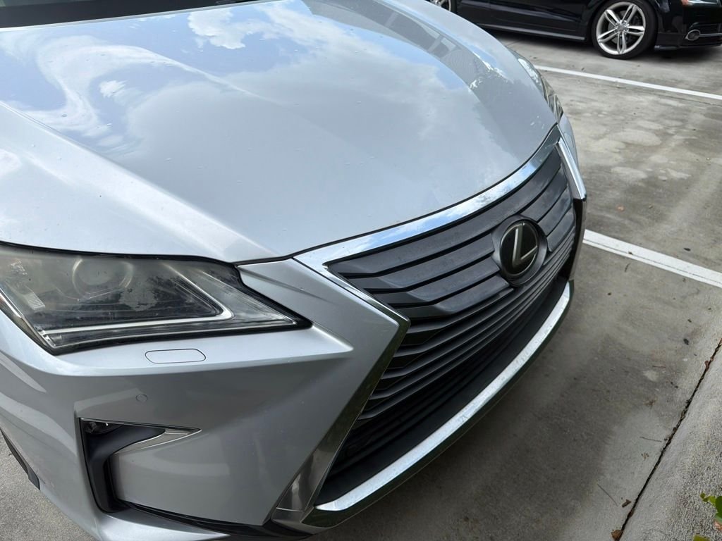 Used 2017  Lexus  image 2