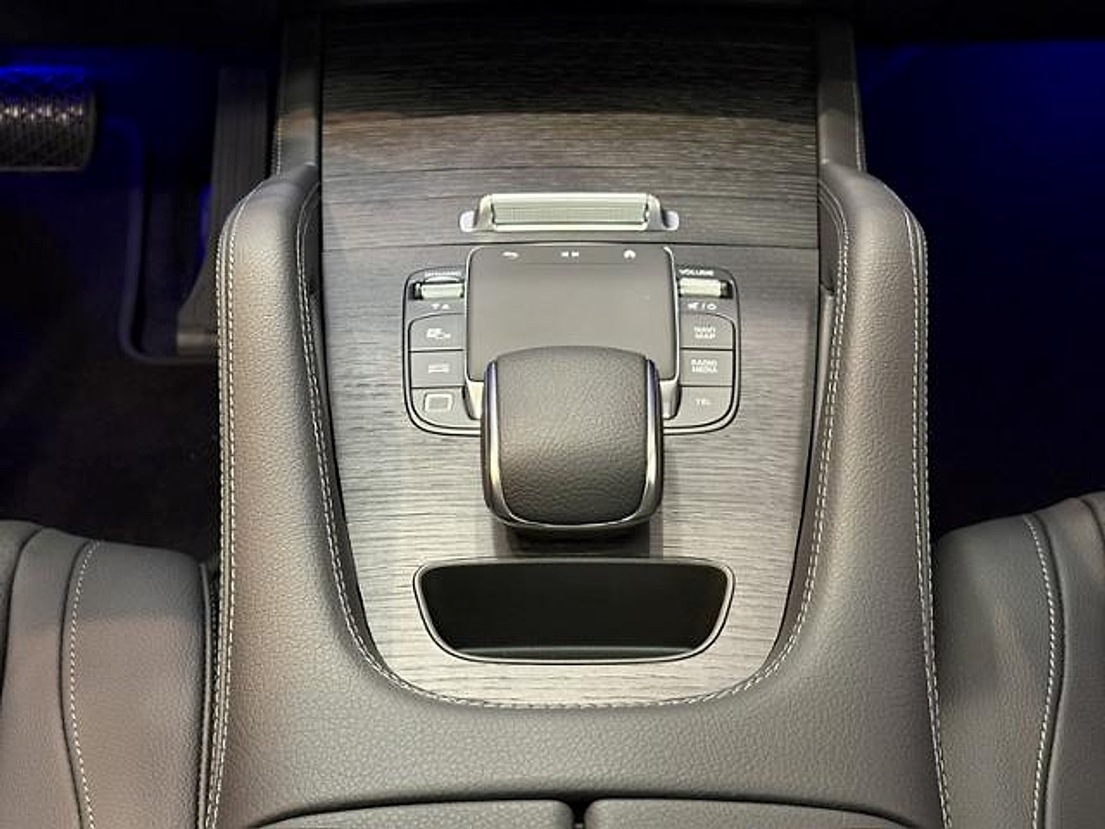 New 2026 MANUFAKTUR Alpine Grey Mercedes-Benz  image 19