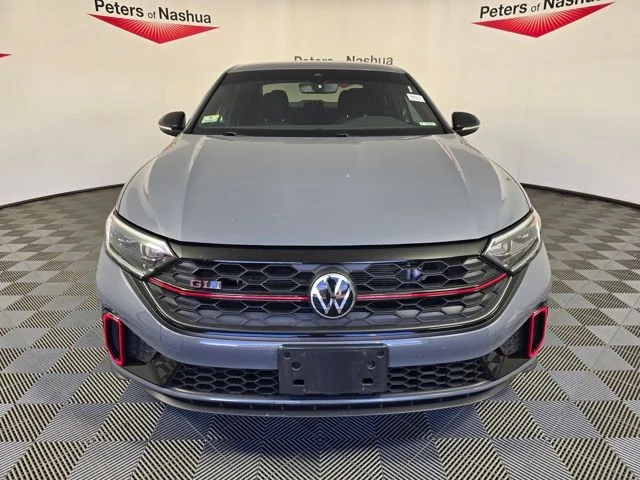 3VW9T7BU8RM035612