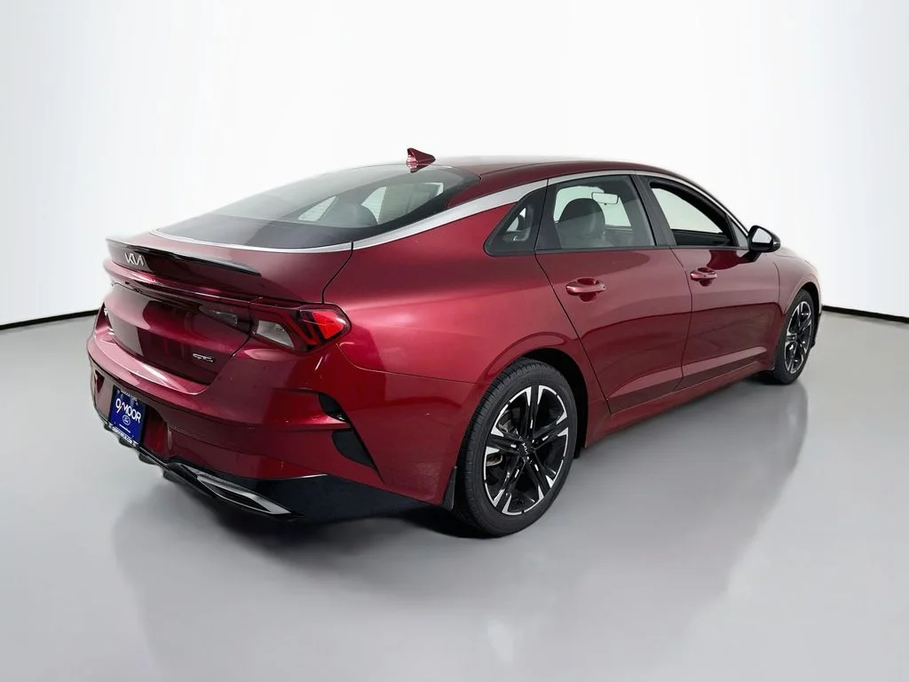 Used 2022 Passion Red Kia GT-Line image 13