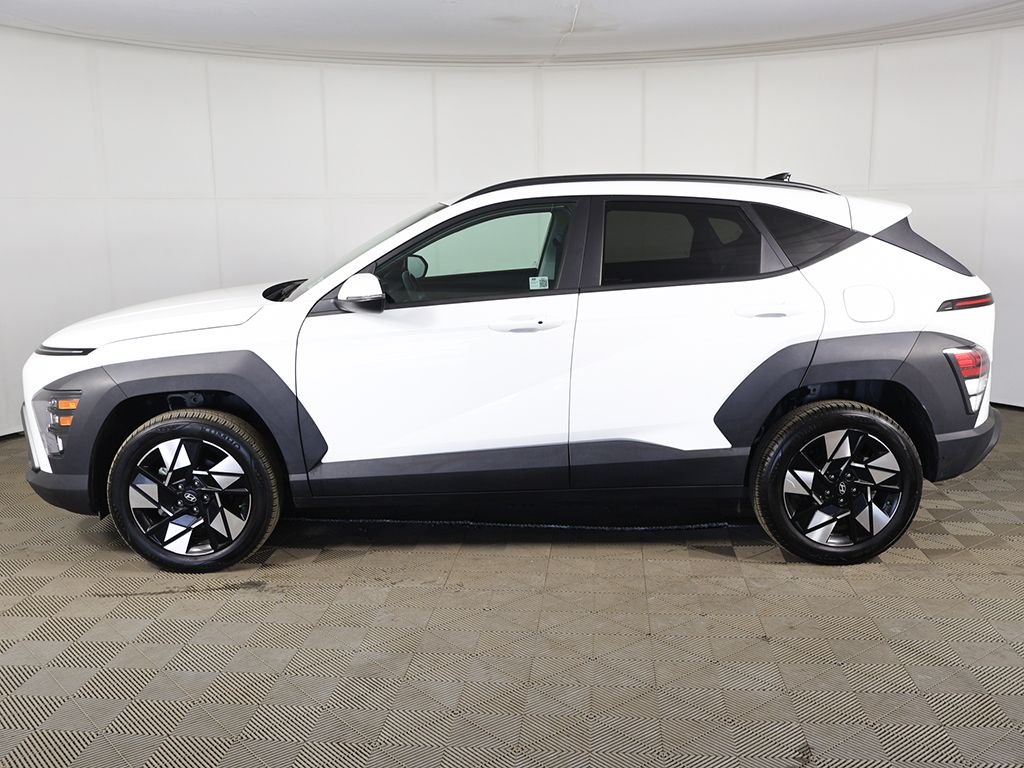 2024 Hyundai Kona SEL - Photo 11