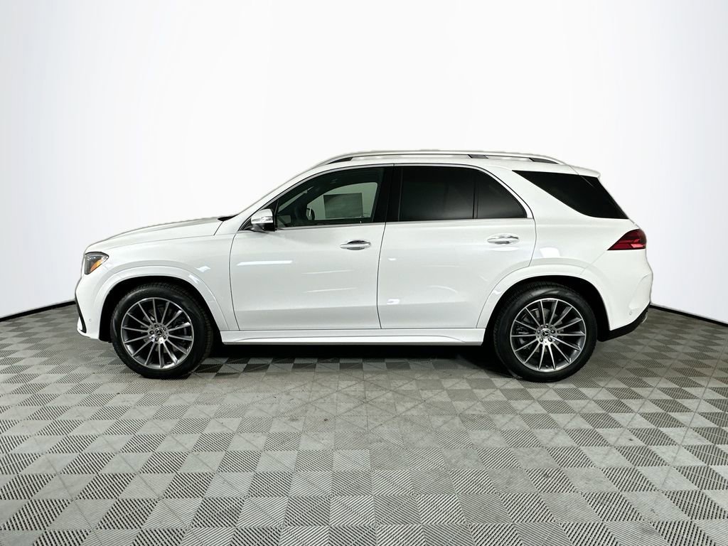 New 2026 MANUFAKTUR Moonlight White Metallic Mercedes-Benz GLE 450 image 38