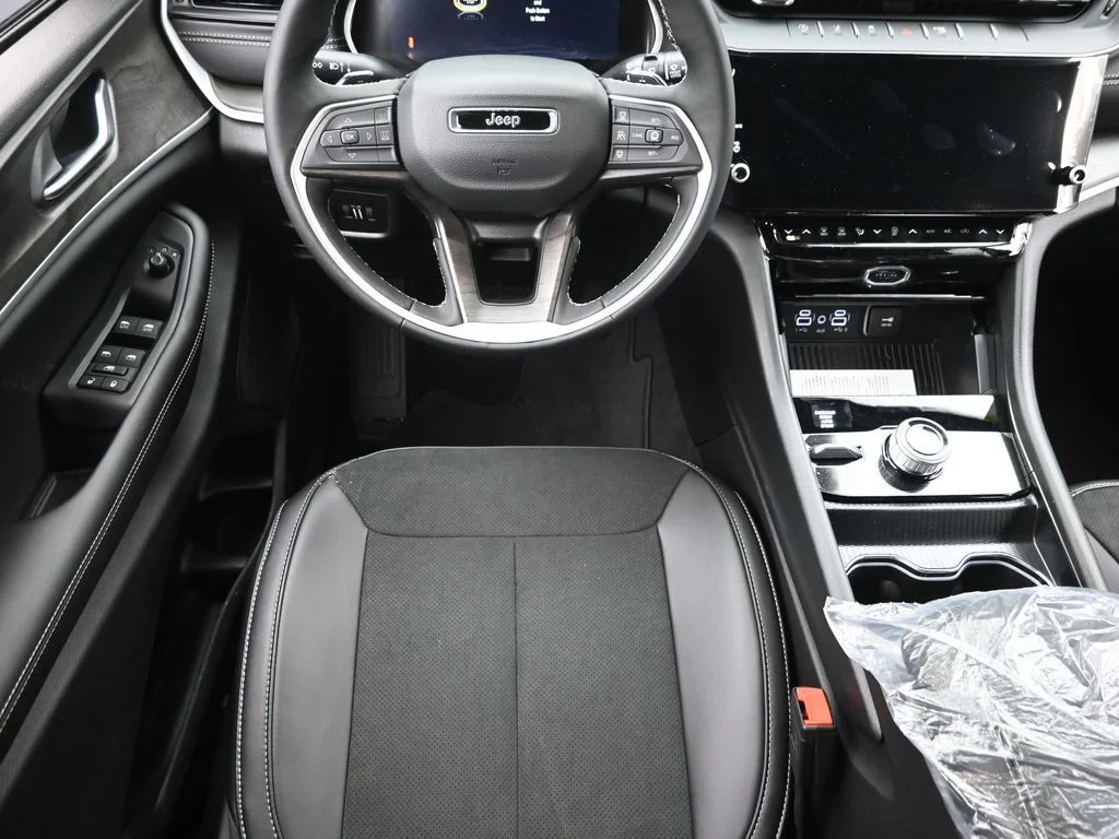 New 2026 Silver Jeep Altitude image 14