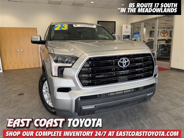 2023 Toyota Sequoia SR5