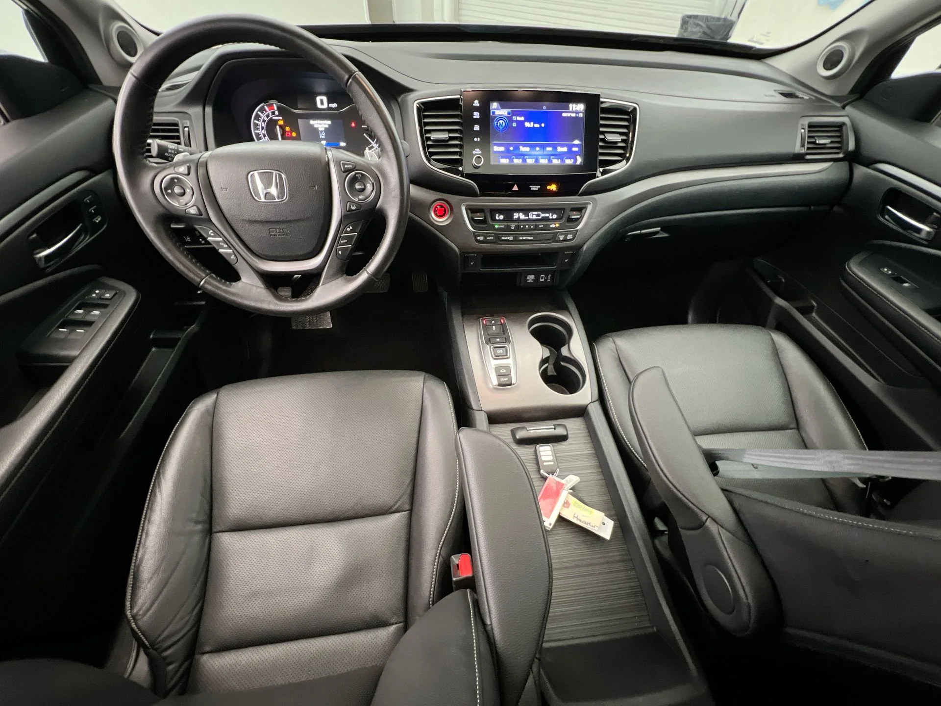 Used 2023 Black Honda RTL image 2