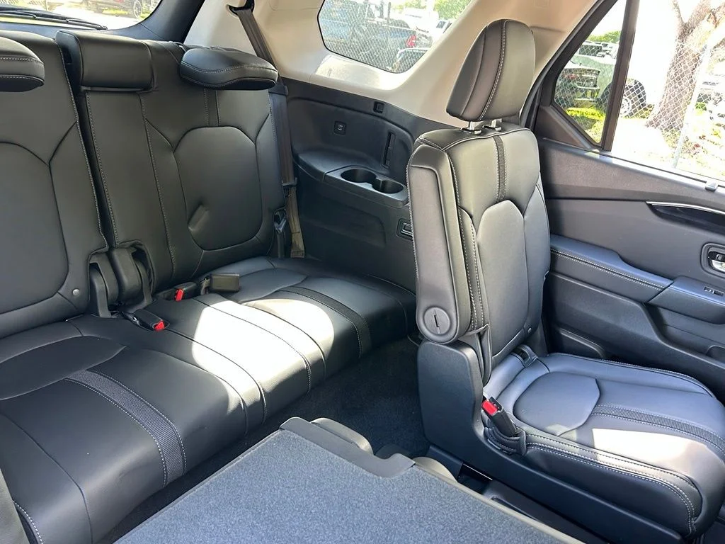 Used 2024  Honda EX-L image 45