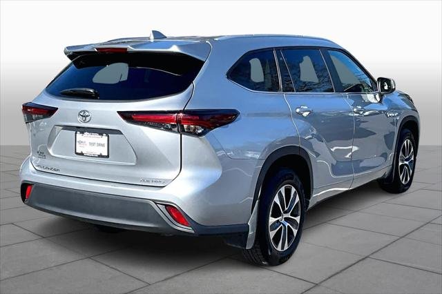 2024 Toyota Highlander XLE - Photo 12