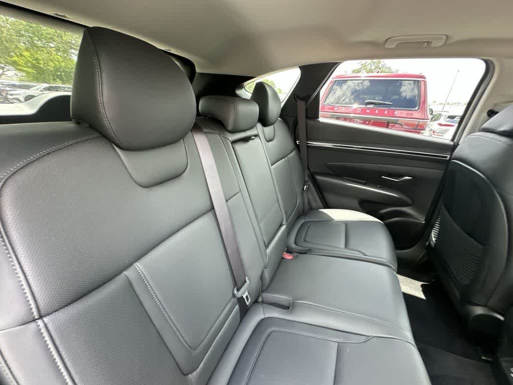 Used 2023 Shimmering Silver Hyundai SEL image 13