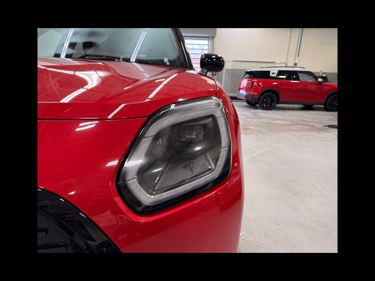 New 2026 Chili Red II MINI OXFORD EDITION image 9