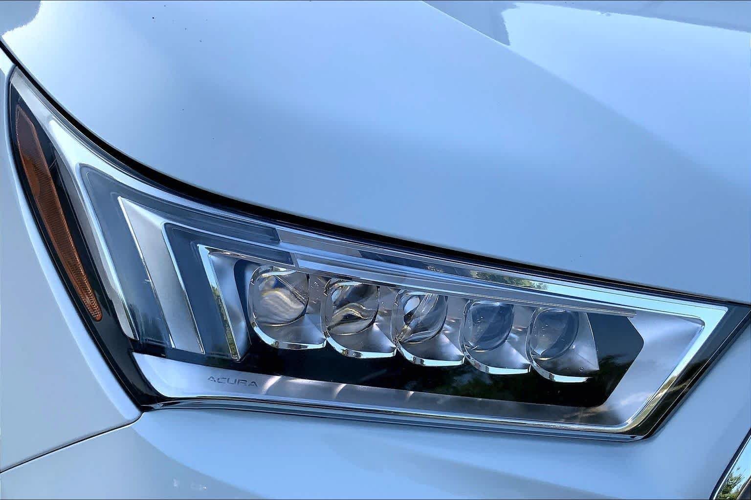 Used 2020 Platinum White Pearl Acura w/Technology Pkg image 26