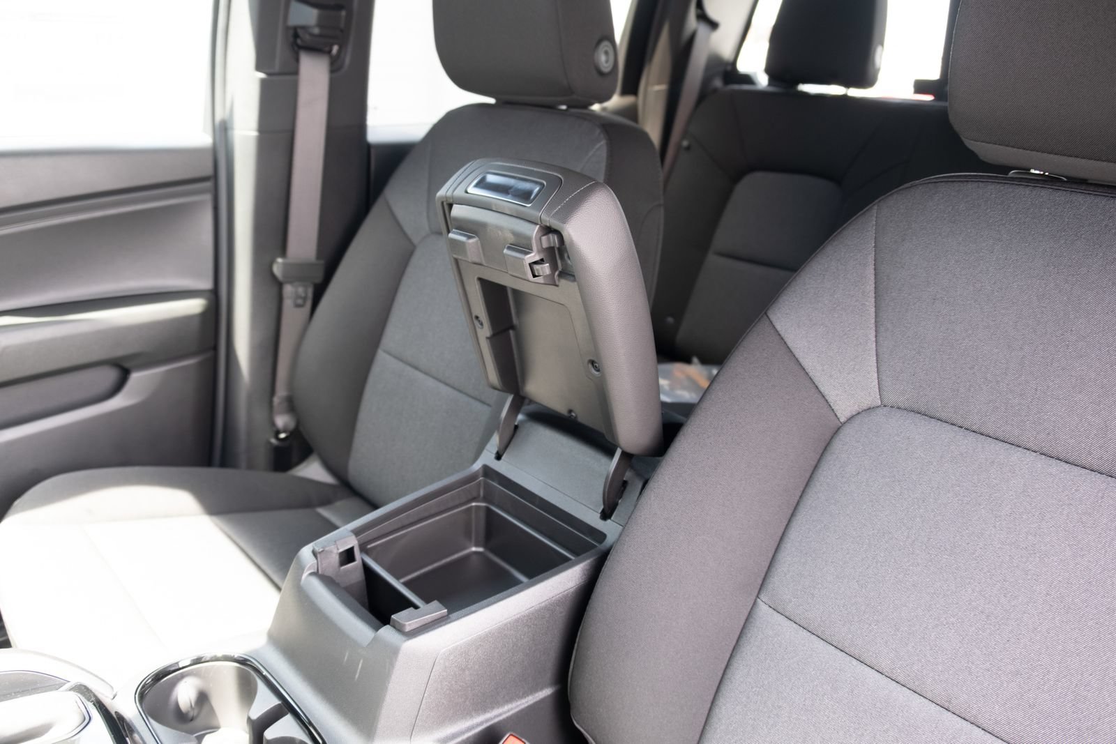 2026 Chevrolet Colorado Work Truck - Photo 8