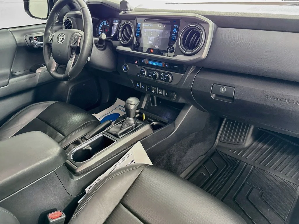 Used 2018 Inferno Red Toyota TRD Off-Road image 34