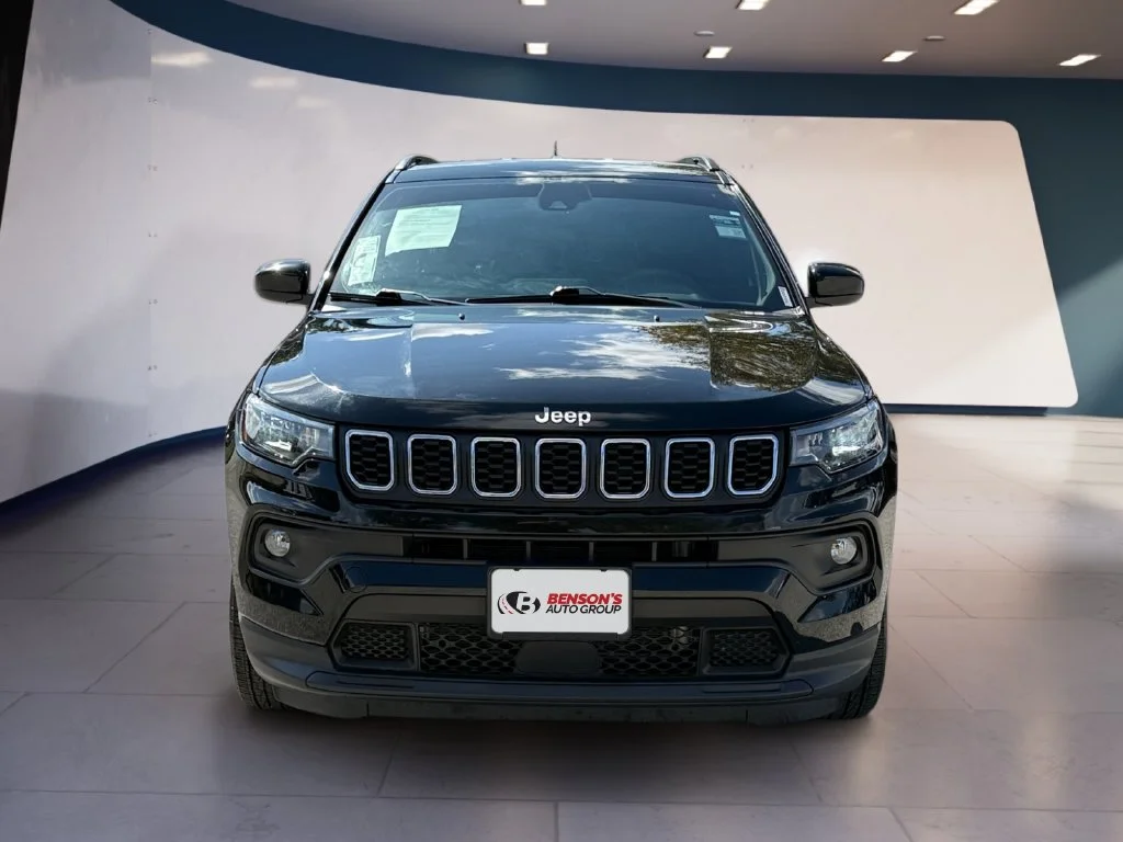 Used 2025 Black Jeep Latitude image 1