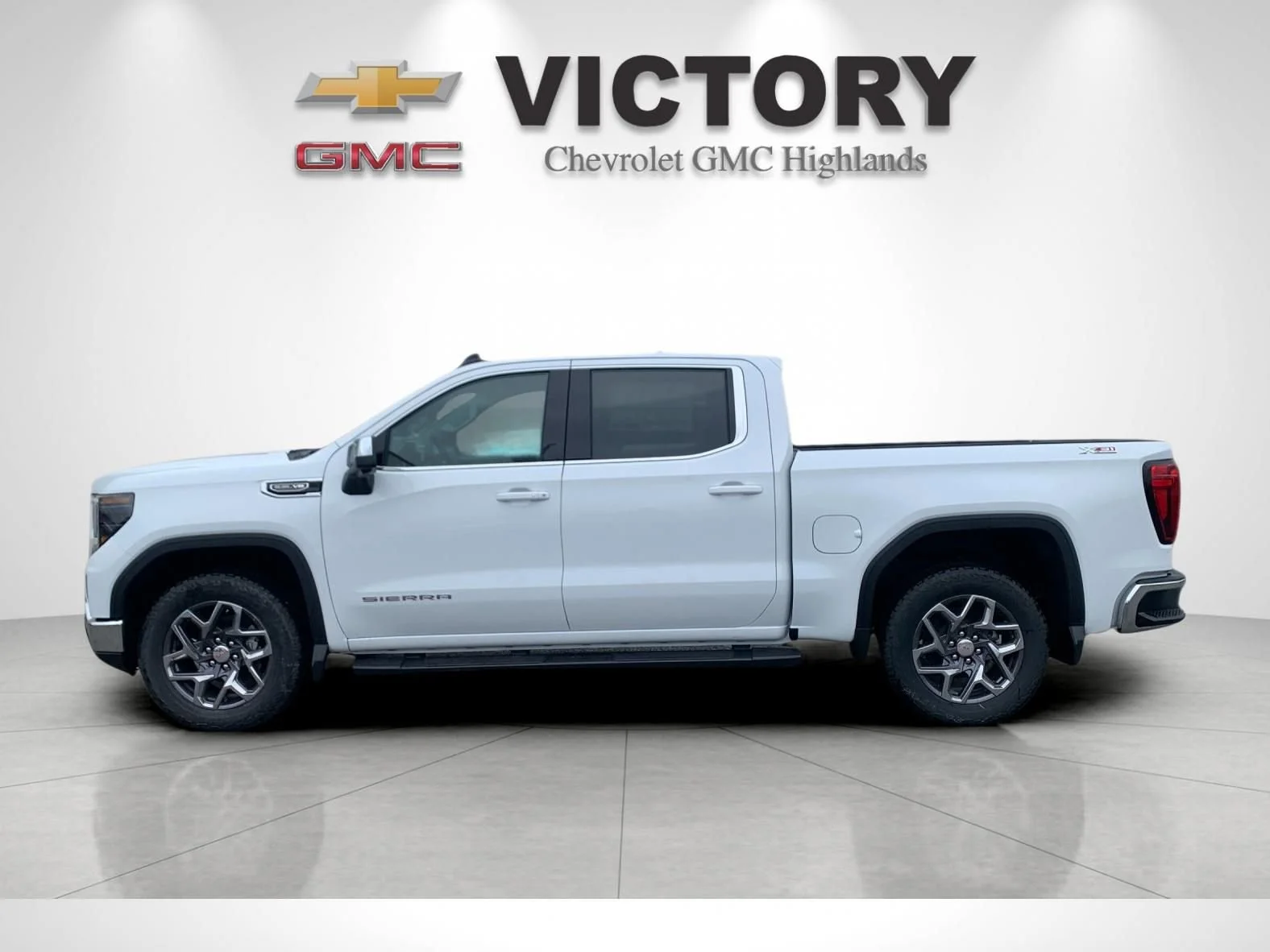 2026 GMC Sierra 1500 SLE - Photo 6
