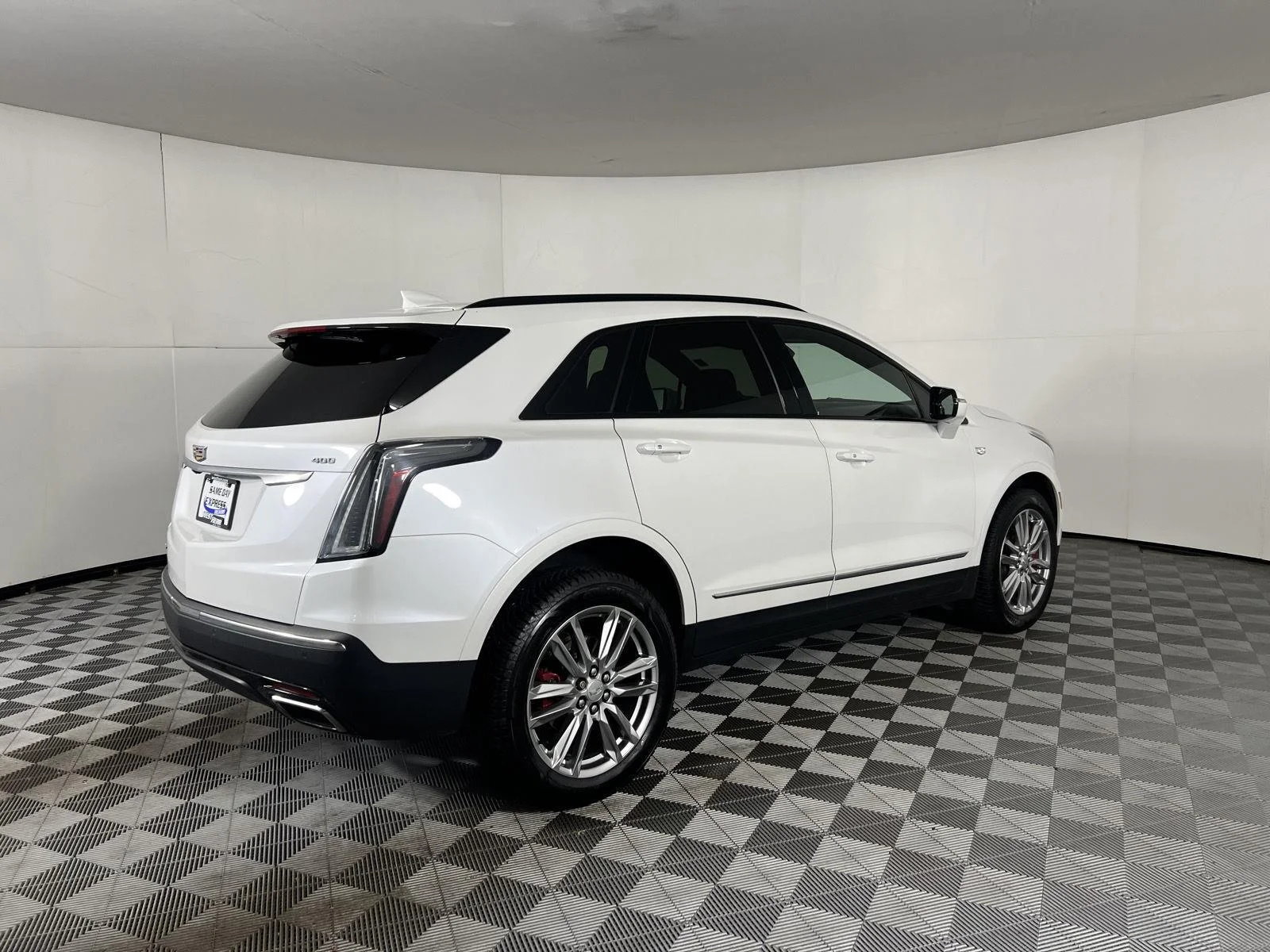 Used 2023 Crystal White Tricoat Cadillac AWD Sport image 9