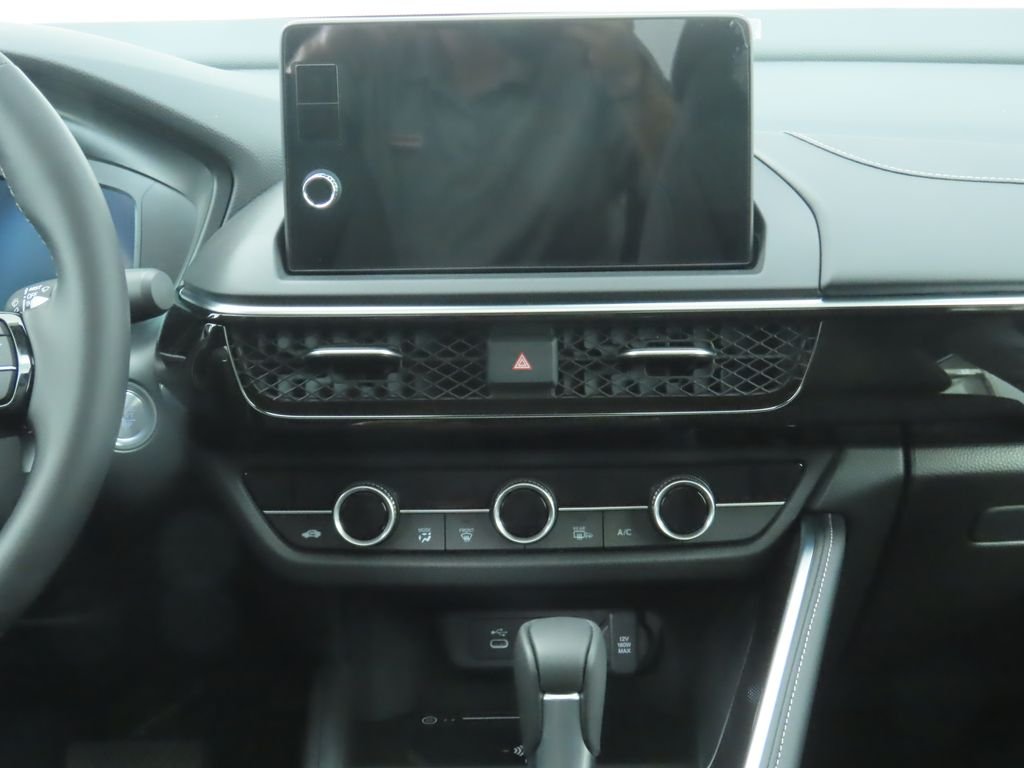 2025 Acura ADX Base - Photo 16
