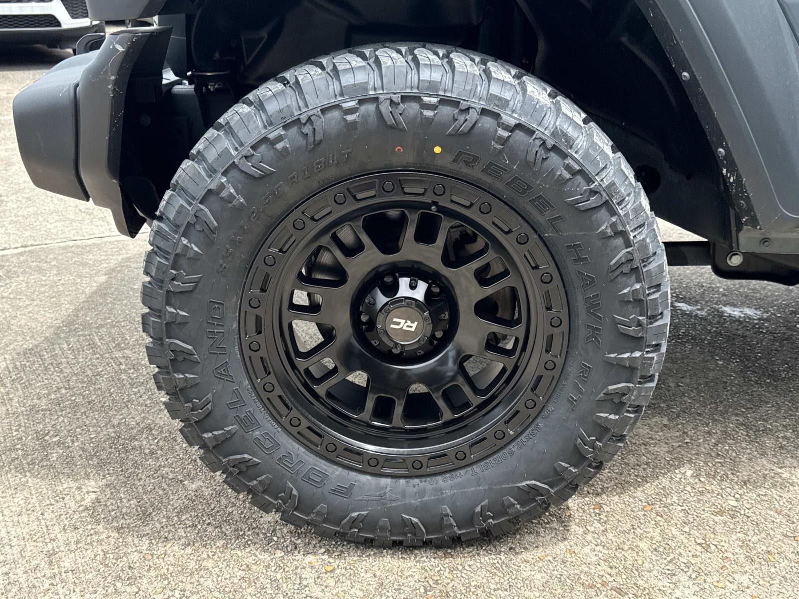Used 2025 ANVIL CLEARCOAT Jeep Sport image 4