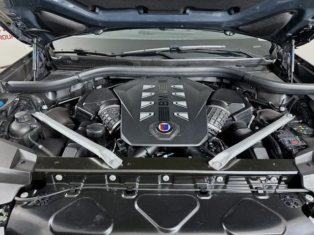 Used 2024 Gray BMW ALPINA XB7 image 33
