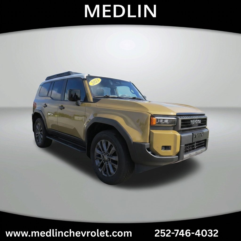Used 2025  Toyota 1958 image 2