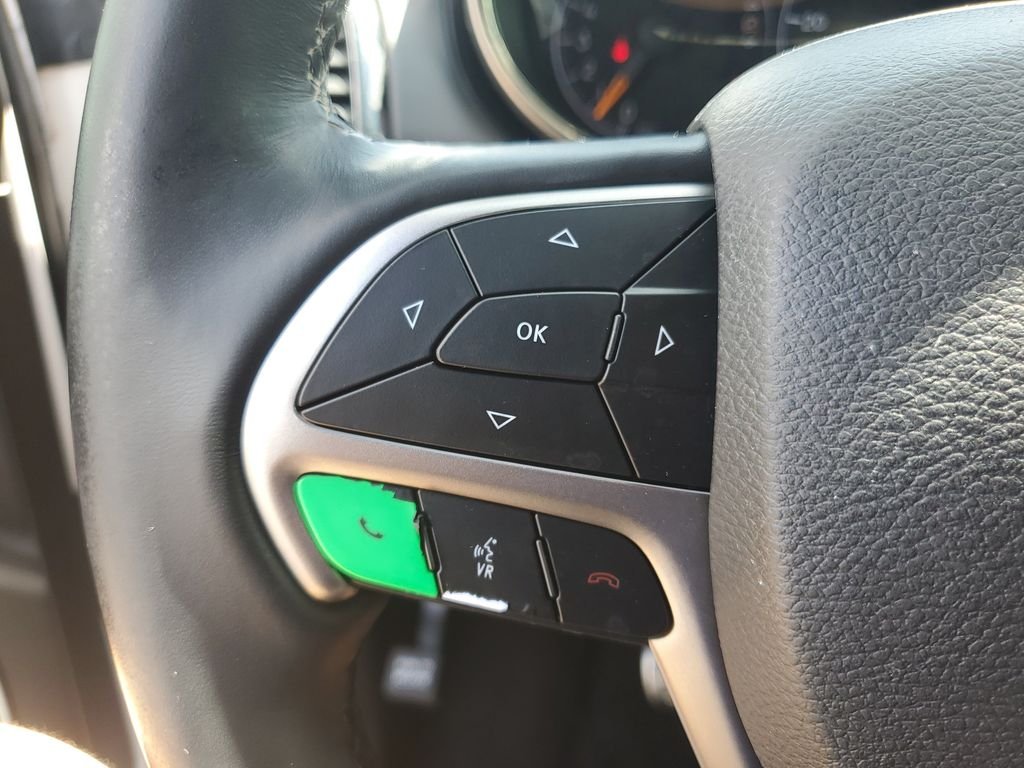 Used 2021 White Jeep Overland image 15