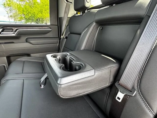 New 2026 Summit White Chevrolet LTZ image 28