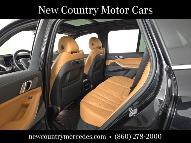 Used 2024 Black BMW xDrive40i image 16