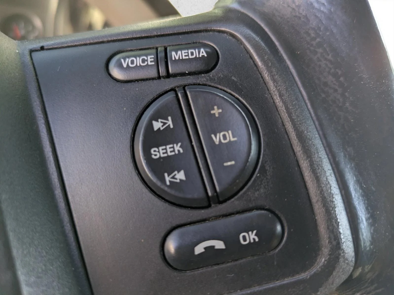 Used 2009 Black Clearcoat Ford XLT image 12