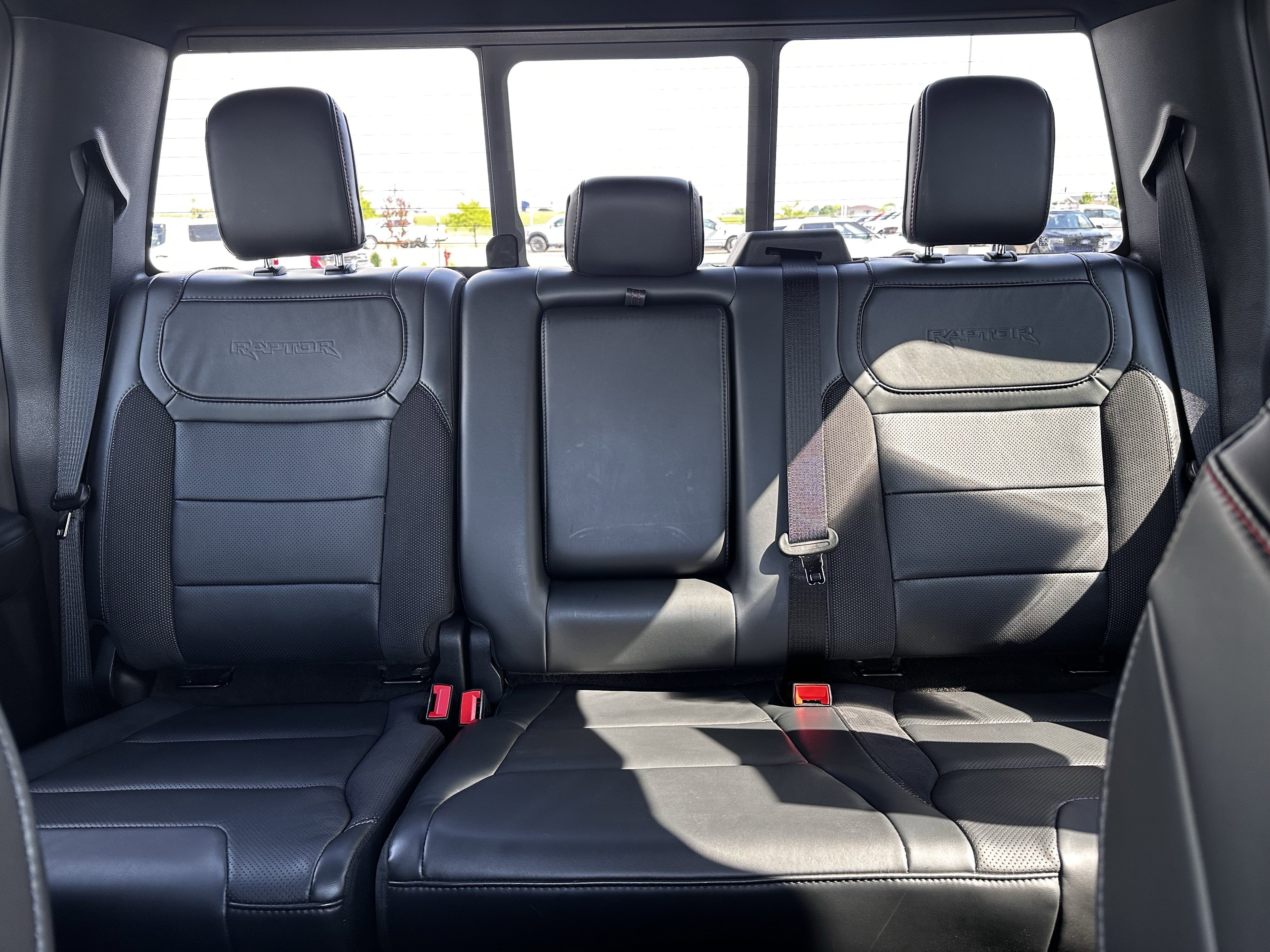 Used 2024 Oxford White Clearcoat Ford Raptor image 13