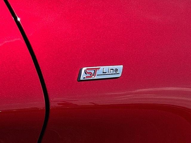 New 2026 Rapid Red Metallic Tinted Clearcoat Ford ST-Line image 41
