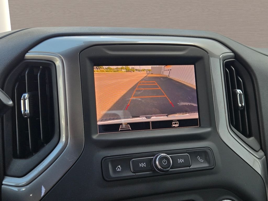 Used 2025 White GMC Pro image 32