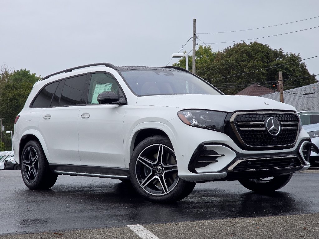 New 2027 MANUFAKTUR Moonlight White Metallic Mercedes-Benz GLS 450 image 1