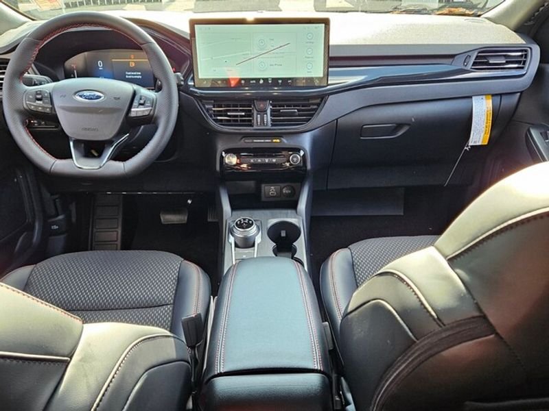New 2026 Star White Metallic Tri-coat Ford ST-Line image 10